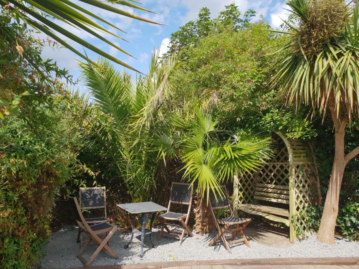 West Hill Retreat Edwardian Balcony Ensuite With Room Served Breakfast & Free Parking Hastings Exterior photo